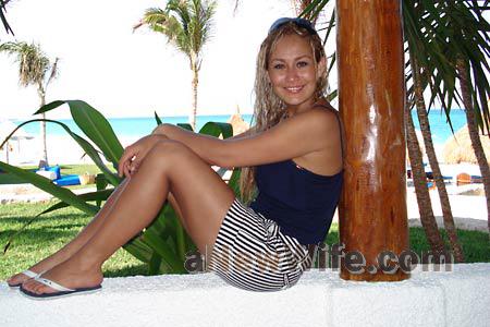 111004 - Leidy Age: 31 - Costa Rica