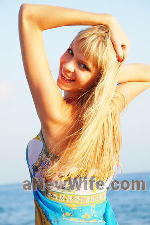 115908 - Oksana Age: 21 - Ukraine