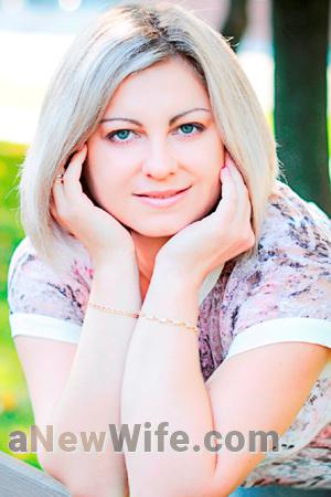 136194 - Yana Age: 38 - Ukraine