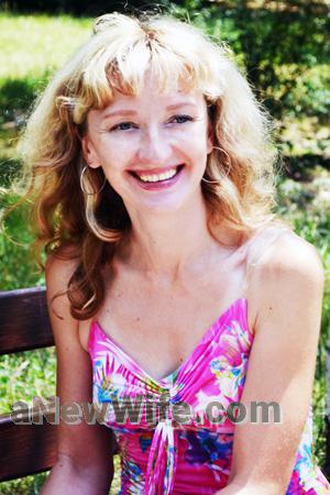 144212 - Marina Age: 38 - Ukraine