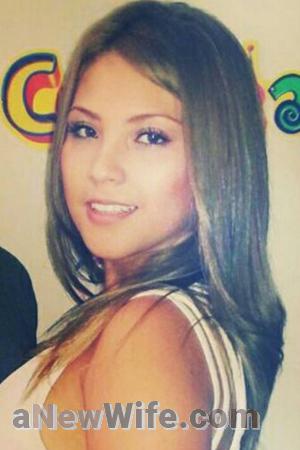 152503 - Lizeth Age: 35 - Colombia