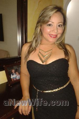 153283 - Jenifer Age: 47 - Colombia