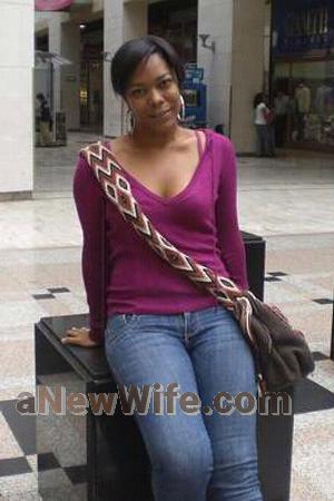 157150 - Maria Claudia Age: 49 - Colombia