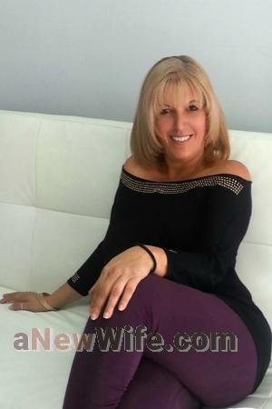 157159 - Ivette Age: 68 - Costa Rica