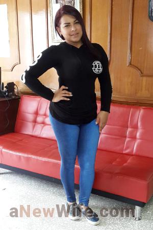 167046 - Kenia Age: 41 - Costa Rica