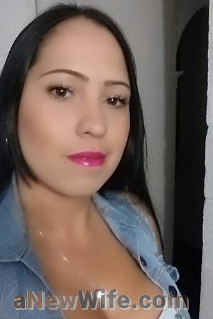 167047 - Yecenia Age: 45 - Colombia