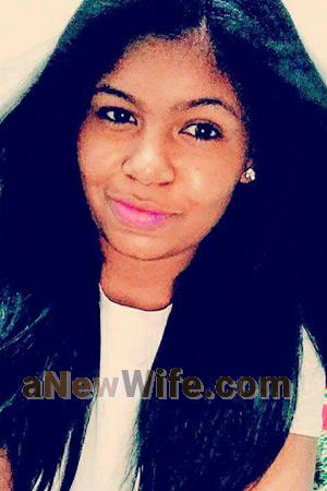 172681 - Yoleimis Age: 33 - Colombia