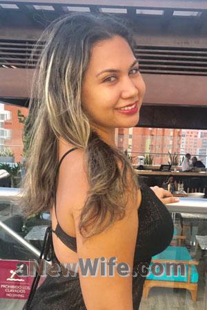 180477 - Lina Age: 39 - Colombia