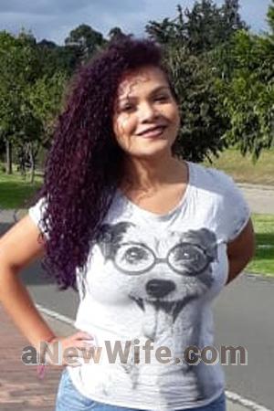 181313 - Lizeth Age: 32 - Colombia