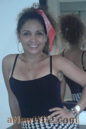 184243 - Rosanna Age: 46 - Colombia