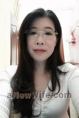 189985 - Chuyan Age: 49 - China