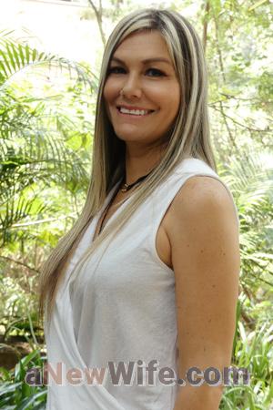 192202 - Claudia Age: 48 - Colombia