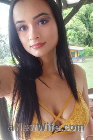 193441 - Monica Age: 25 - Colombia