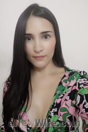 195776 - Dency Paola Age: 39 - Colombia