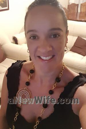 196058 - Lourdes Age: 43 - Costa Rica
