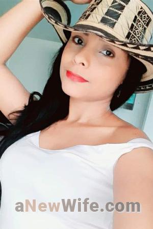 199226 - Yulieth Age: 34 - Colombia