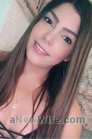 203839 - Paola Age: 34 - Colombia
