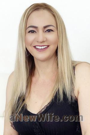 203847 - Silvia Age: 48 - Colombia