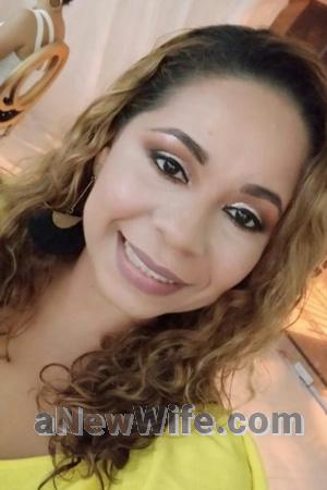 204181 - Liliana Age: 49 - Colombia