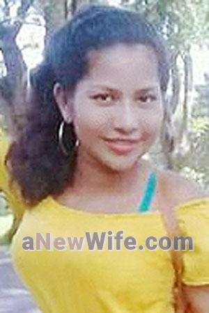 205097 - Silvia Age: 27 - Costa Rica