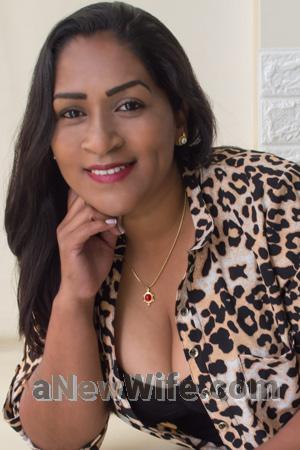 206515 - Hirina Age: 41 - Peru