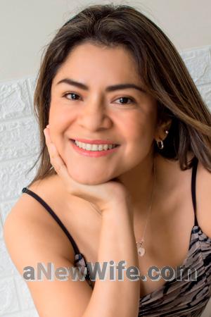 207047 - Yohany Age: 48 - Peru