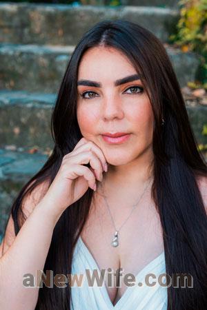208250 - Isabel Age: 37 - Colombia