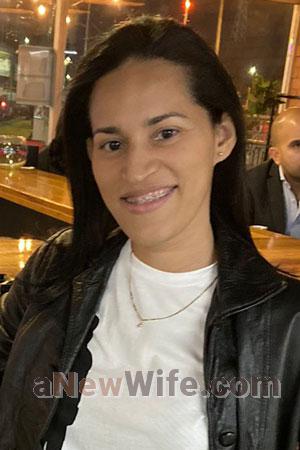 208613 - Alexandra Age: 40 - Colombia