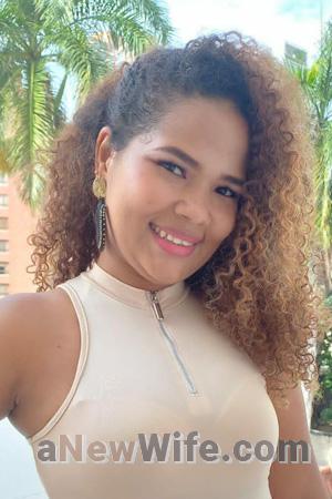 209512 - Daniela Age: 30 - Colombia