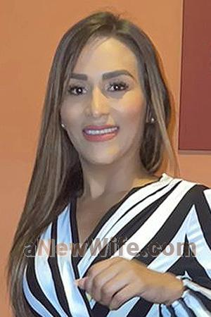 209636 - Andreina Age: 38 - Costa Rica
