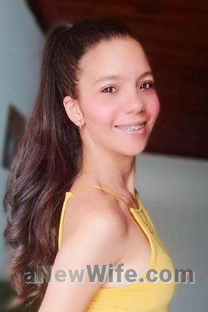 209762 - Joselyn Age: 31 - Costa Rica