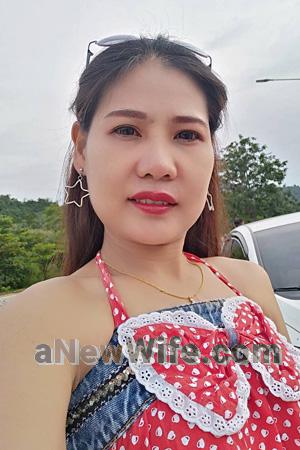 212084 - Duangjai Age: 42 - Thailand