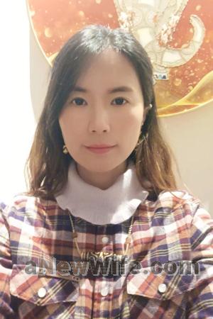 212801 - Jessy Age: 47 - China