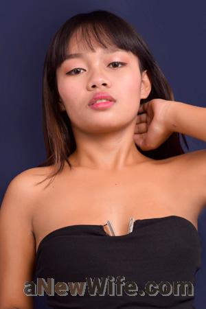 213018 - Marisa Age: 21 - Philippines