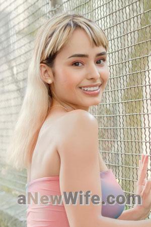 213601 - Sara Age: 28 - Colombia