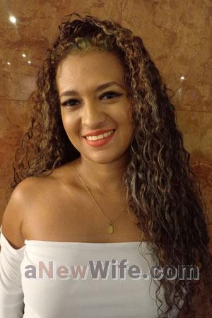 213752 - Leidy Age: 34 - Colombia