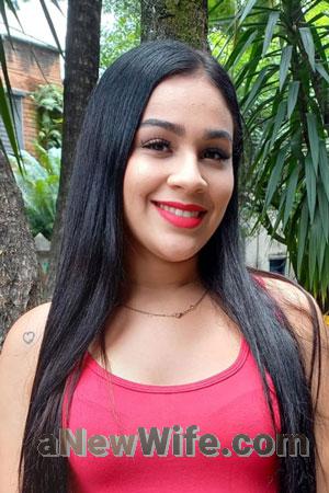 213754 - Tatiana Age: 24 - Colombia