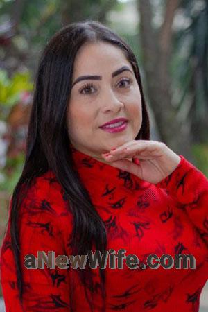 213774 - Yuliana Age: 41 - Colombia