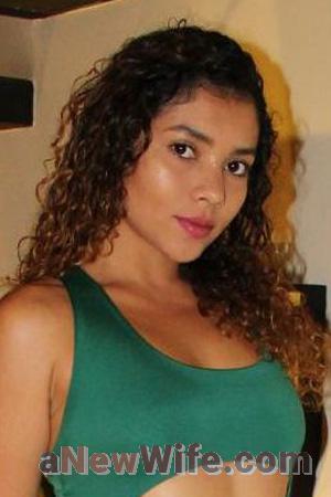 213953 - Fernanda Age: 30 - Costa Rica