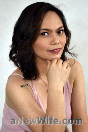 215032 - Mary Claire Age: 41 - Philippines