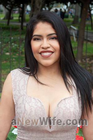 215927 - Erika Age: 37 - Peru