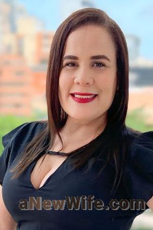 220033 - Lina Age: 45 - Colombia