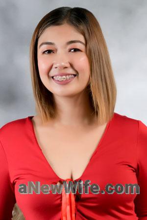 220617 - Emmelie Age: 31 - Philippines