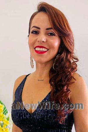 221238 - Fernanda Age: 38 - Costa Rica
