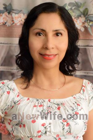 221247 - Rocio Age: 58 - Peru
