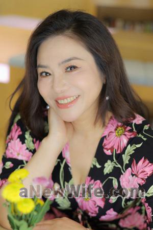 221574 - Chloe Age: 51 - China