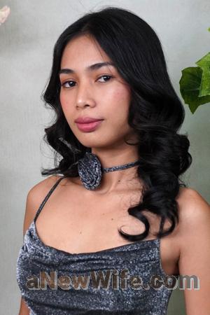 221721 - Gloselle Age: 24 - Philippines