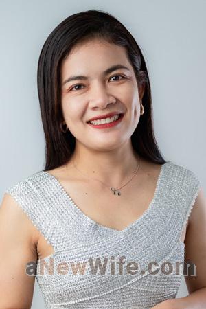 222176 - Namfon Age: 36 - Thailand