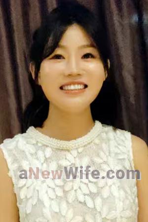 223153 - Marleen Age: 30 - China