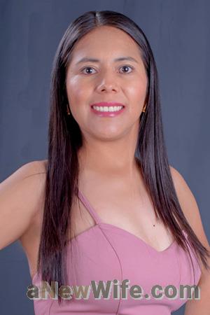 223585 - Flora Age: 37 - Bolivia